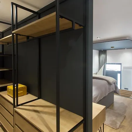 Castel Beachfront شقة Kaštela