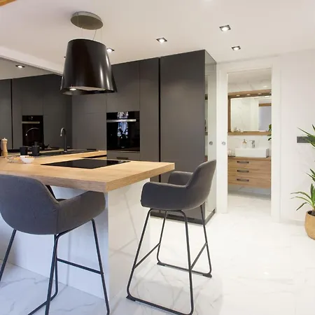 Castel Beachfront Apartment