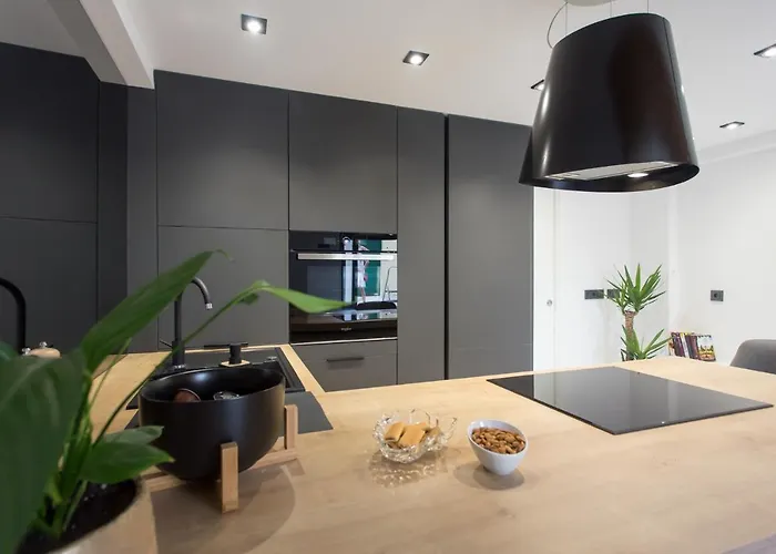 Daire Castel Beachfront