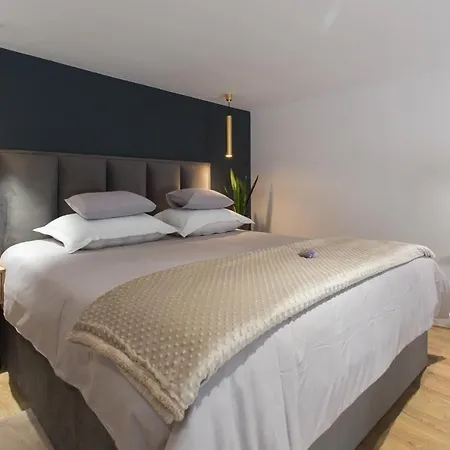 Castel Beachfront * Kaštela