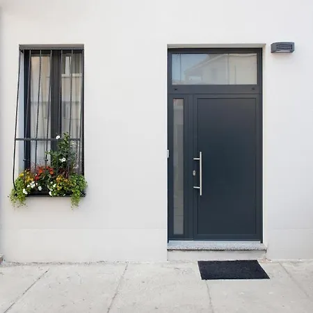 Apartment Castel Beachfront Kaštela