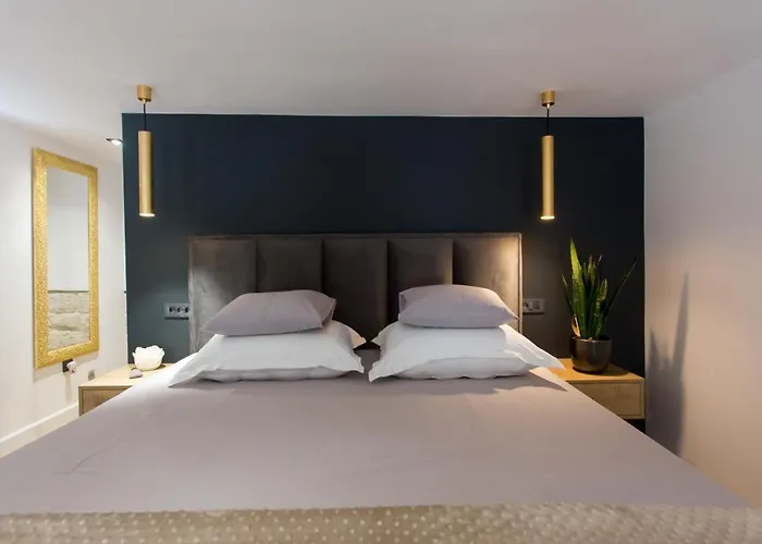 Lejlighed Castel Beachfront *